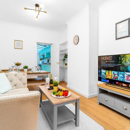 Luxury 3 Bedroom House - Harborne - Parking - Garden - Wifi & Netflix 122G Μπέρμιγχαμ Εξωτερικό φωτογραφία