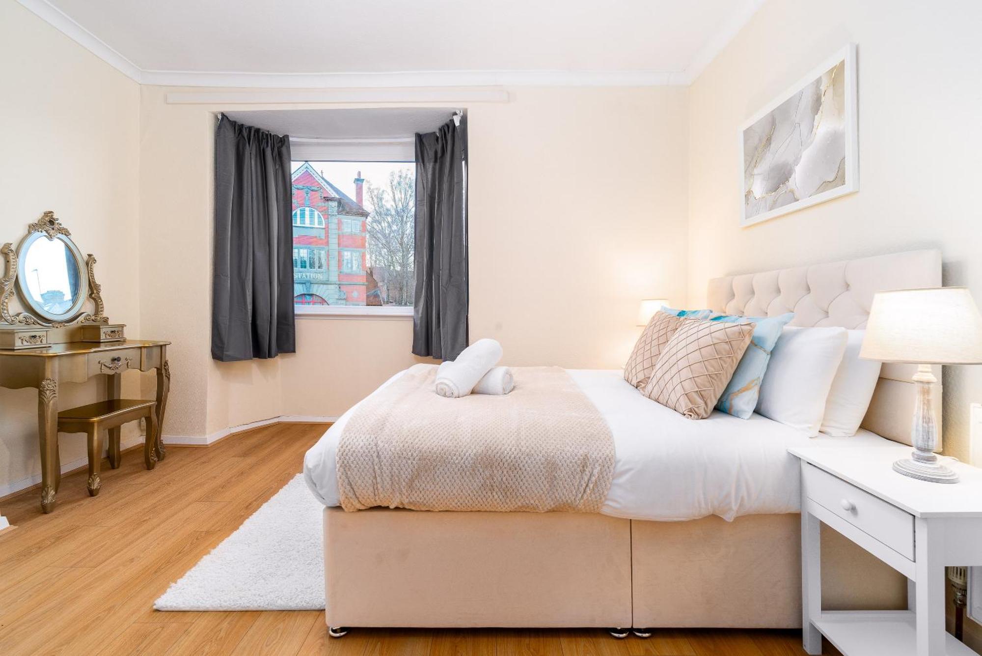 Luxury 3 Bedroom House - Harborne - Parking - Garden - Wifi & Netflix 122G Μπέρμιγχαμ Εξωτερικό φωτογραφία
