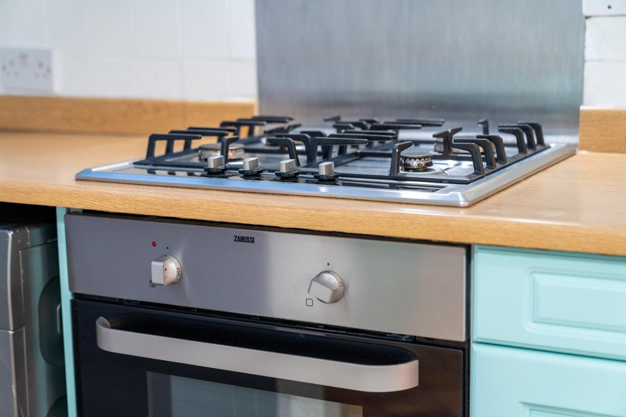 Luxury 3 Bedroom House - Harborne - Parking - Garden - Wifi & Netflix 122G Μπέρμιγχαμ Εξωτερικό φωτογραφία