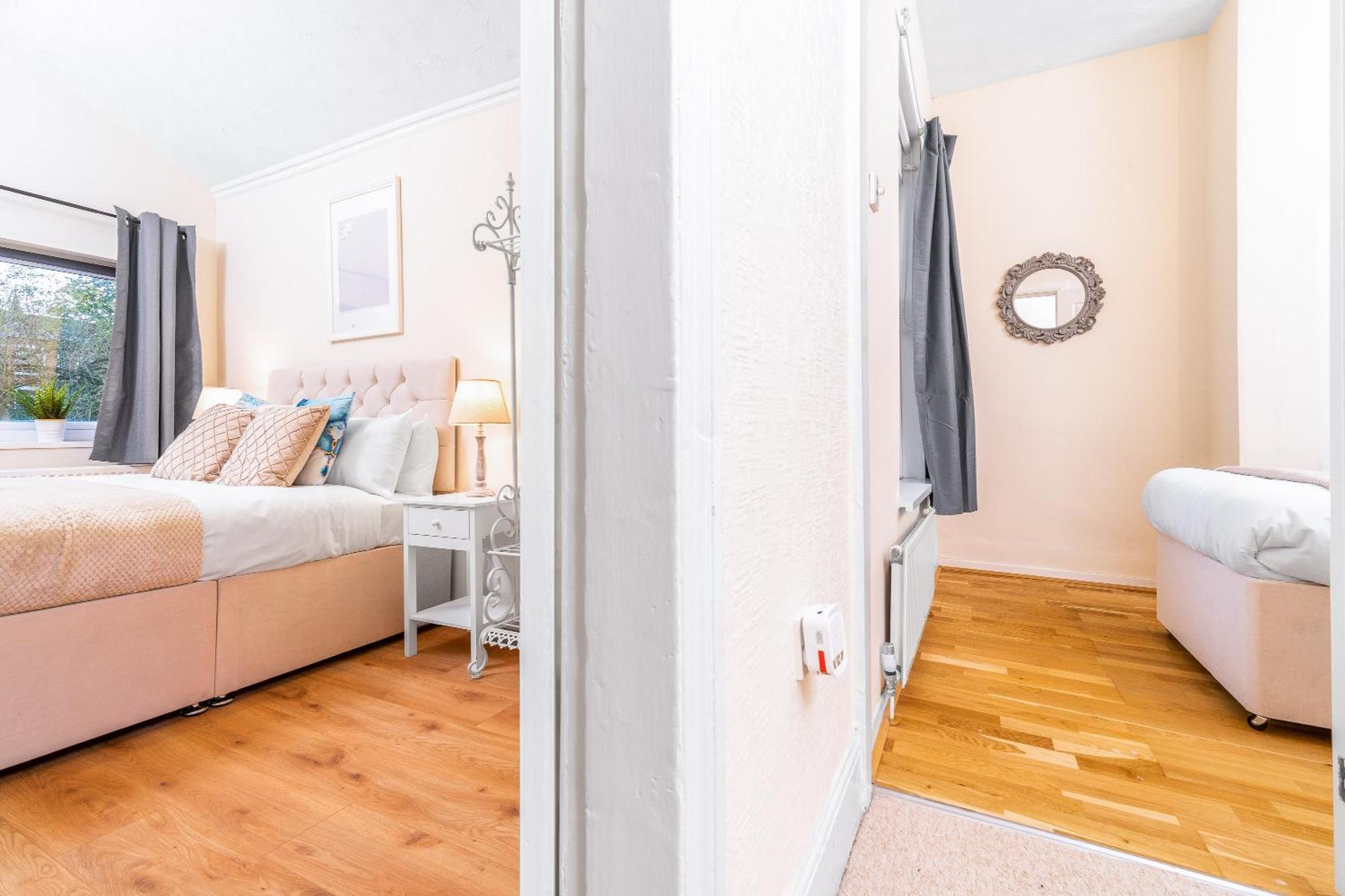 Luxury 3 Bedroom House - Harborne - Parking - Garden - Wifi & Netflix 122G Μπέρμιγχαμ Εξωτερικό φωτογραφία
